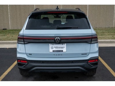 2026 Volkswagen Taos 1.5T SE Black