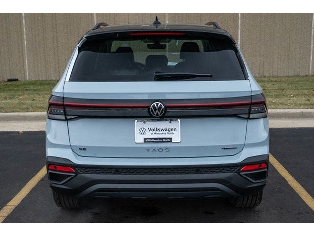 2026 Volkswagen Taos 1.5T SE Black