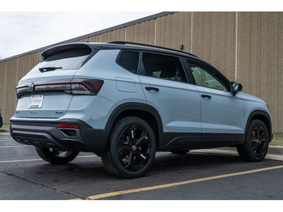 2026 Volkswagen Taos 1.5T SE Black