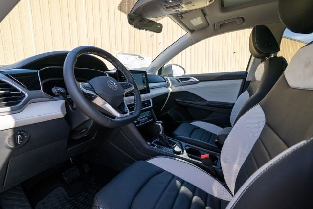 2025 Volkswagen Taos 1.5T SEL