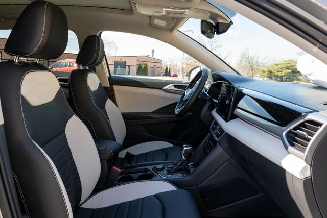 2025 Volkswagen Taos 1.5T SEL