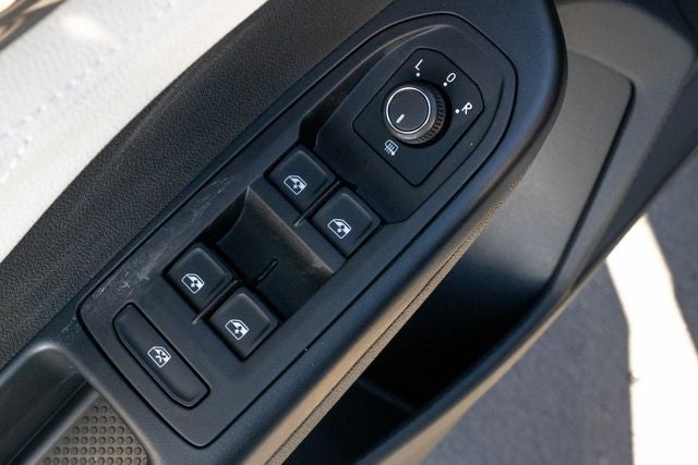 2025 Volkswagen Taos 1.5T SEL