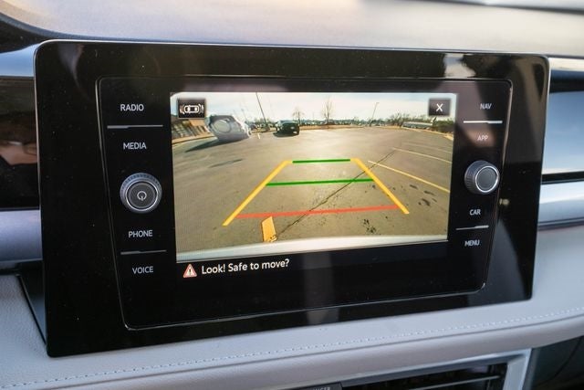 2025 Volkswagen Taos 1.5T SEL