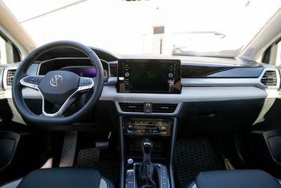 2025 Volkswagen Taos 1.5T SEL