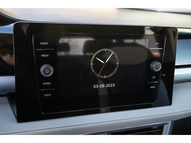 2025 Volkswagen Taos 1.5T SEL