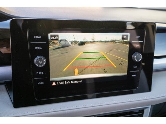 2025 Volkswagen Taos 1.5T SEL