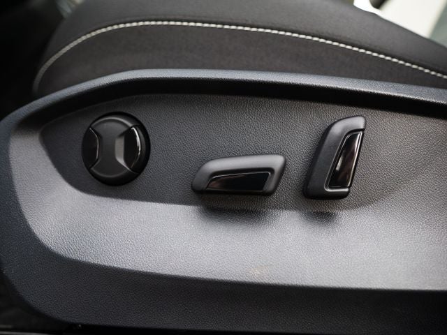 2026 Volkswagen Taos 1.5T SEL