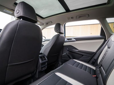 2026 Volkswagen Taos 1.5T SEL