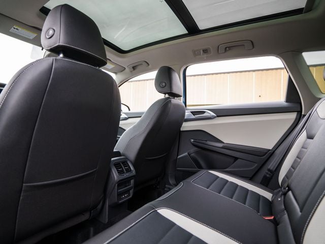 2026 Volkswagen Taos 1.5T SEL