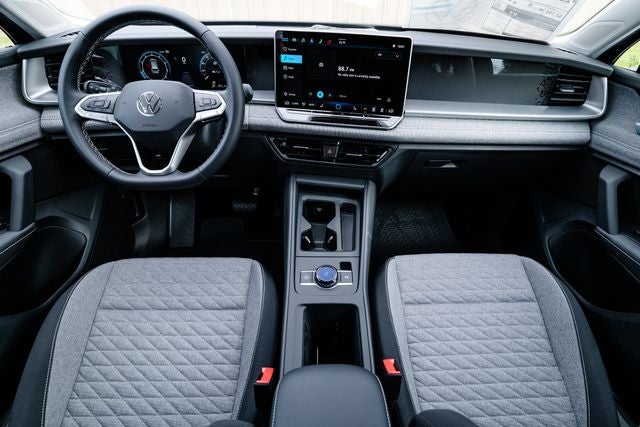 2025 Volkswagen Tiguan 2.0T S