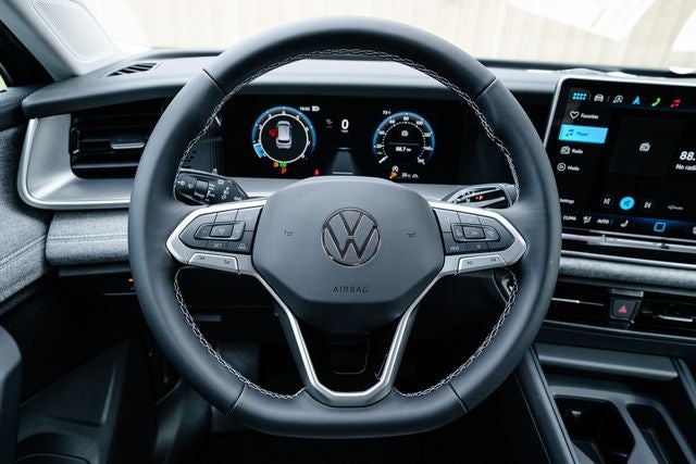 2025 Volkswagen Tiguan 2.0T S