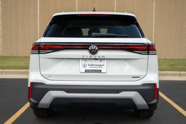 2025 Volkswagen Tiguan 2.0T SE