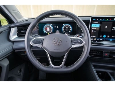 2025 Volkswagen Tiguan 2.0T SE