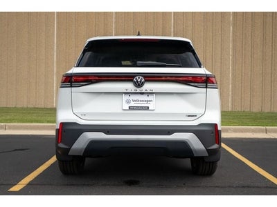 2025 Volkswagen Tiguan 2.0T SE