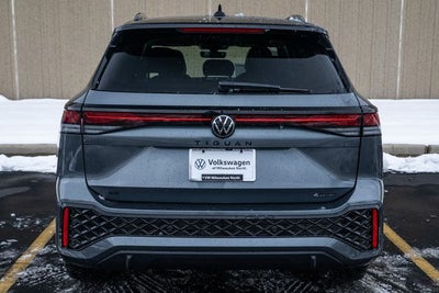 2026 Volkswagen Tiguan 2.0T SE R-Line Black