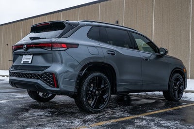 2026 Volkswagen Tiguan 2.0T SE R-Line Black