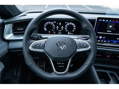 2026 Volkswagen Tiguan 2.0T SE R-Line Black