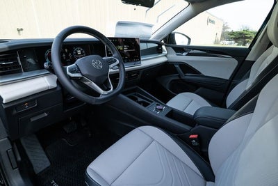 2026 Volkswagen Tiguan 2.0T SE