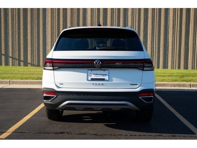 2025 Volkswagen Taos 1.5T SE