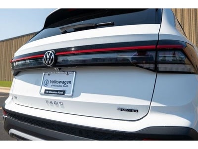 2025 Volkswagen Taos 1.5T SE