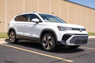 2025 Volkswagen Taos 1.5T SE