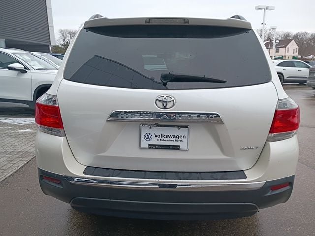 2013 Toyota Highlander SE