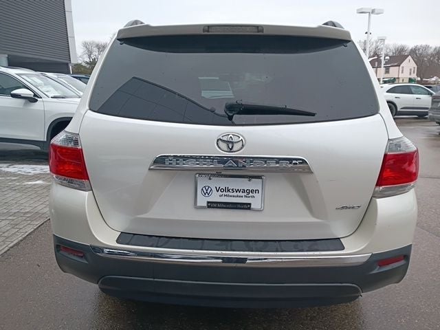 2013 Toyota Highlander SE
