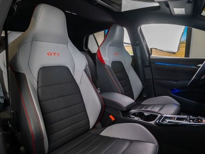 2024 Volkswagen Golf GTI Autobahn