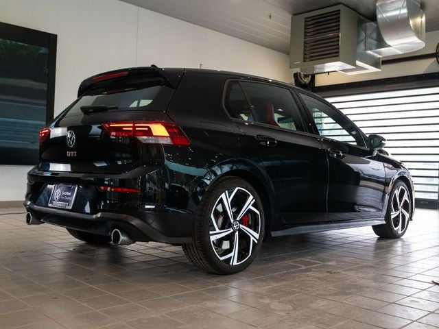 2024 Volkswagen Golf GTI Autobahn