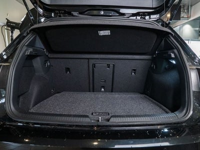 2024 Volkswagen Golf GTI Autobahn