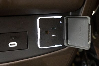 2023 Cadillac Escalade ESV Premium