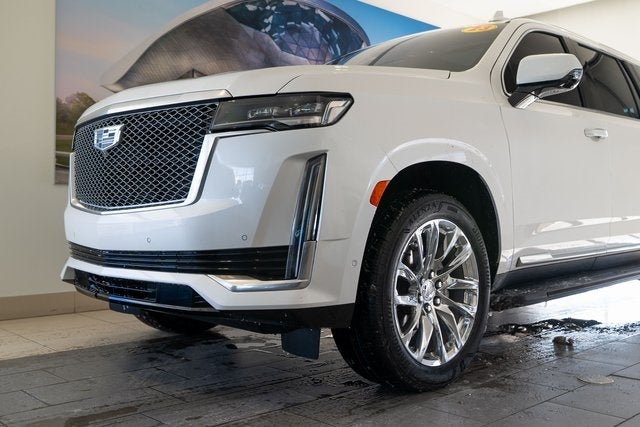 2023 Cadillac Escalade ESV Premium