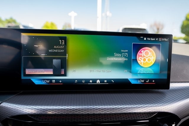 2025 BMW 3 Series 330i xDrive