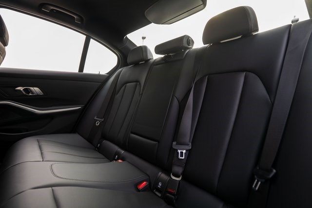 2023 BMW 3 Series 330i xDrive