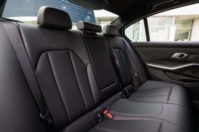2023 BMW 3 Series 330i xDrive