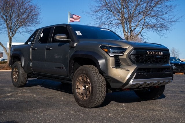 2025 Toyota Tacoma Hybrid Trailhunter