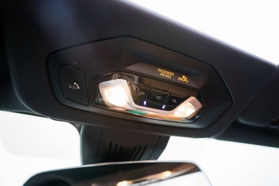 2023 BMW 8 Series 840i