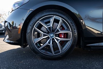 2025 BMW i5 xDrive40