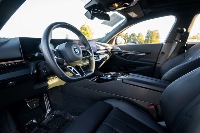 2025 BMW i5 xDrive40