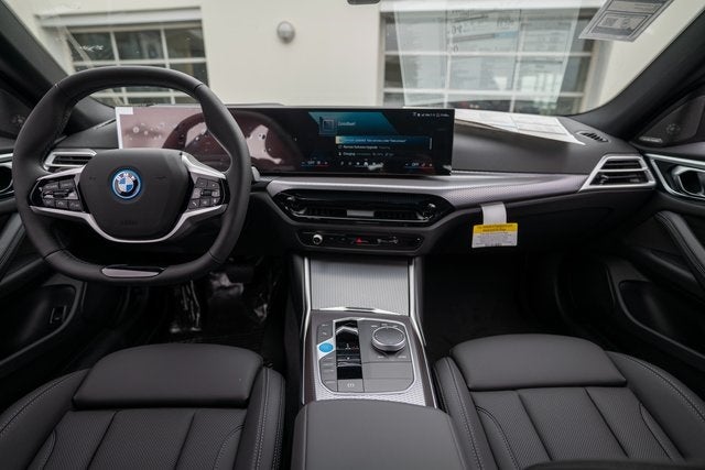 2025 BMW i4 xDrive40