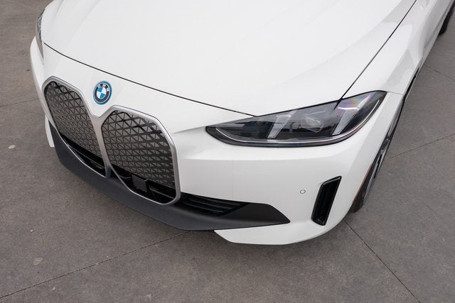 2025 BMW i4 xDrive40