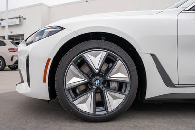 2025 BMW i4 xDrive40