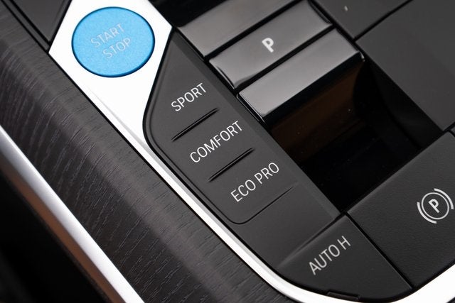 2025 BMW i4 xDrive40