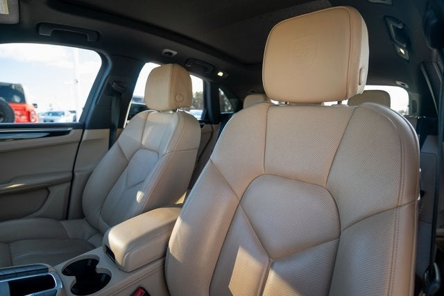 2019 Porsche Macan S