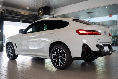 2023 BMW X4 M40i