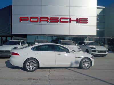 2017 Jaguar XF 35t Premium