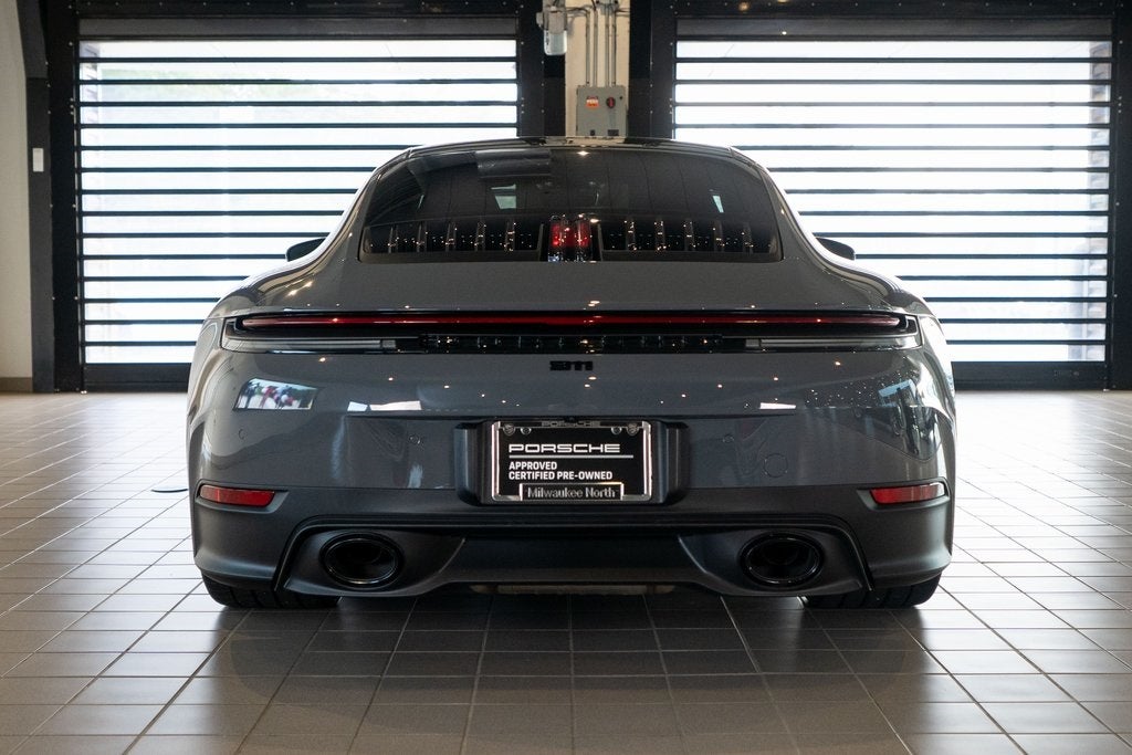 2025 Porsche 911 Carrera