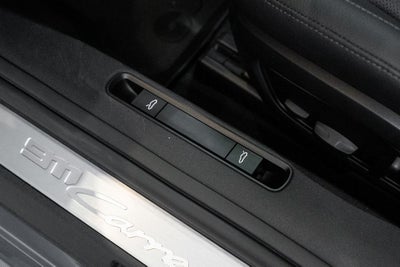 2025 Porsche 911 Carrera