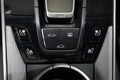 2025 Porsche 911 Carrera