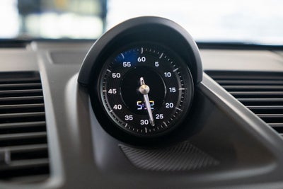 2025 Porsche 911 Carrera